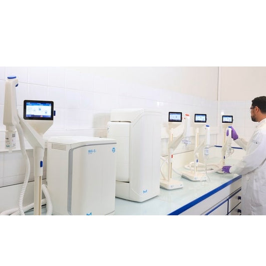 Milli-Q® IQ 7015 Ultrapure and Pure Water Purification System
