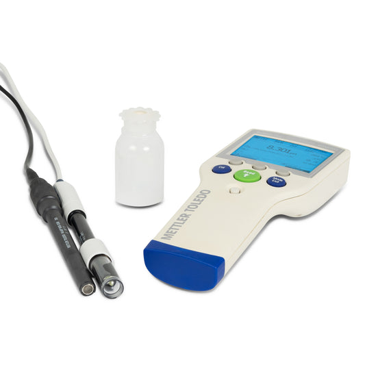 SG68-FK2 SevenGo Duo pro pH/dissolved oxygen, field kit 2m cable